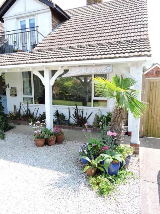 Sadlesea Villa West Wittering Exterior photo